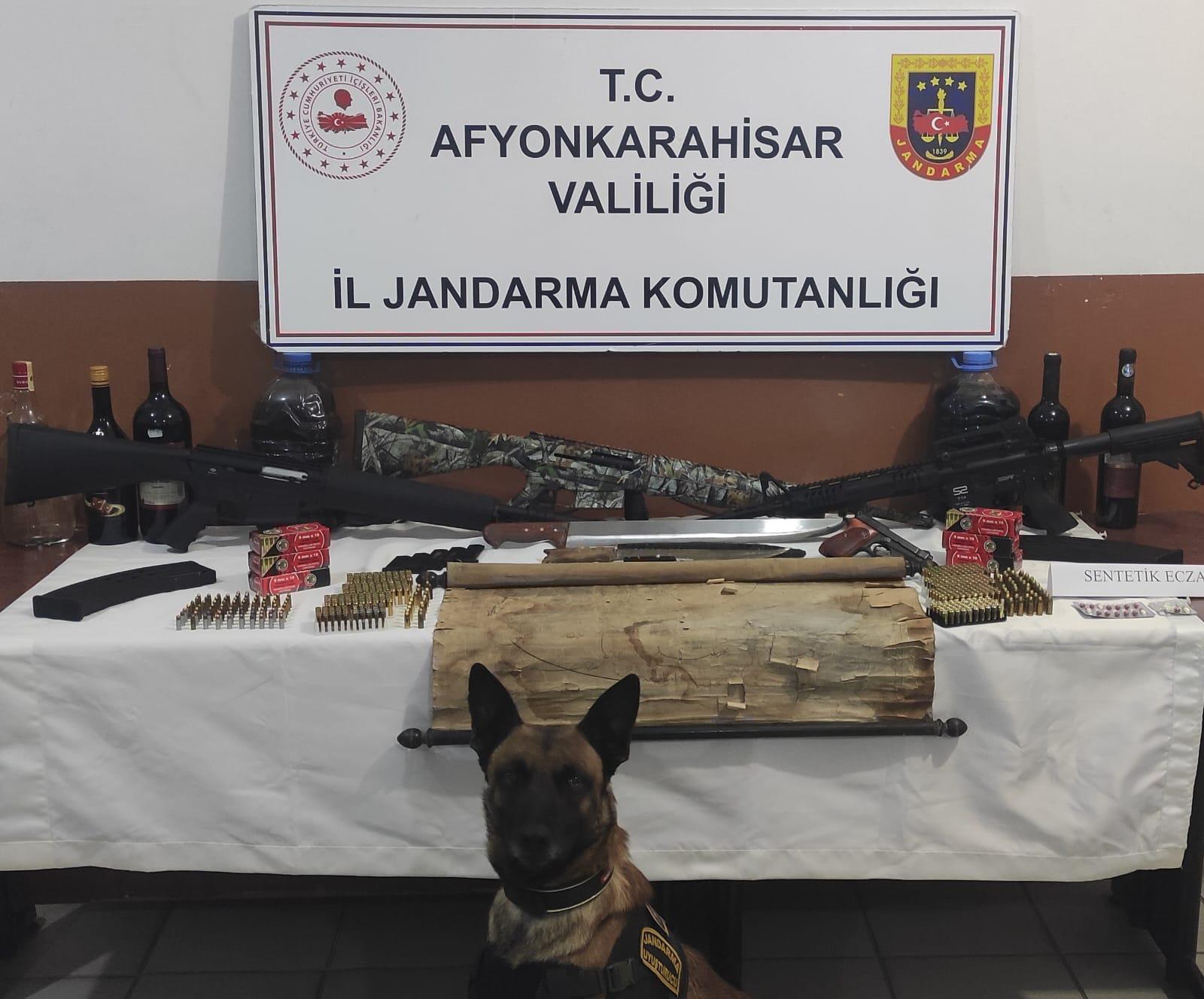 Afyonkarahisar'da Uyuşturucu ve Kaçak Alkol Operasyonu